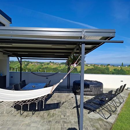 Kuca Za Odmor Kodba Vila Strigova Exterior foto