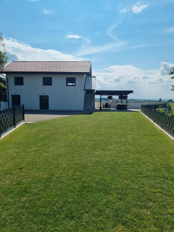 Kuca Za Odmor Kodba Vila Strigova Exterior foto